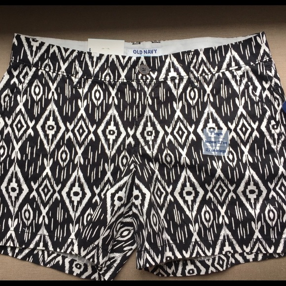 Black and White Ikat Shorts - Picture 1 of 6